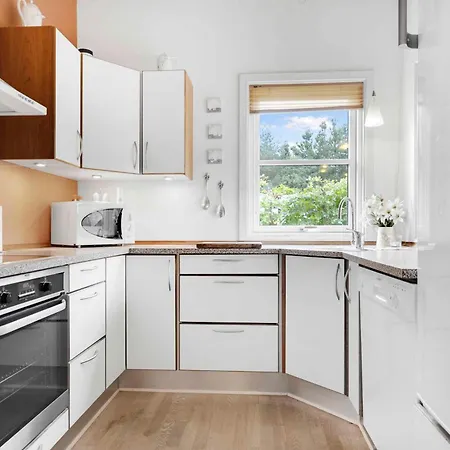 Lovely New Near Forest And Town * Hals