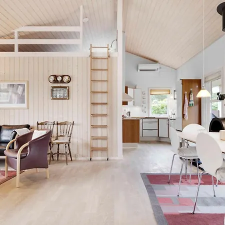 Tatil Evi Lovely New Near Forest And Town